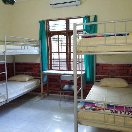 Szabrian Hostel เดนปาซาร์ ภายนอก รูปภาพ
