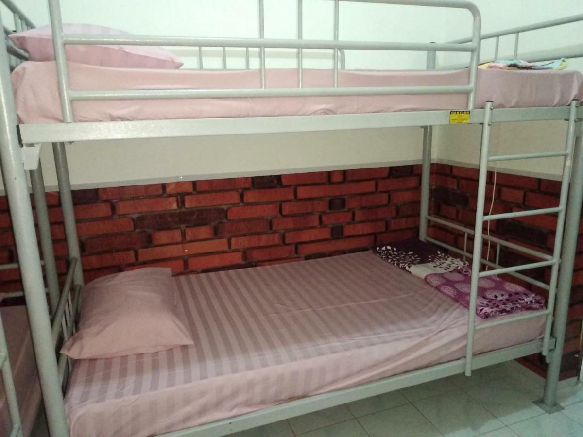 Szabrian Hostel เดนปาซาร์ ภายนอก รูปภาพ